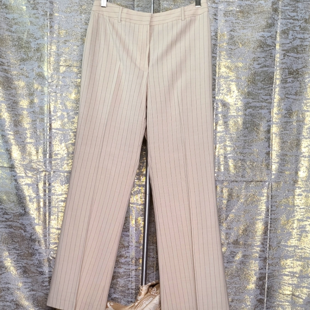 Tahari Pinstripe Wideleg Pants size 6